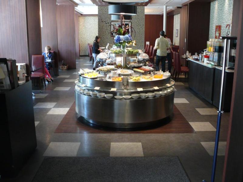 Mitsui Garden Shiodome Italia-gai - 4* Tóquio