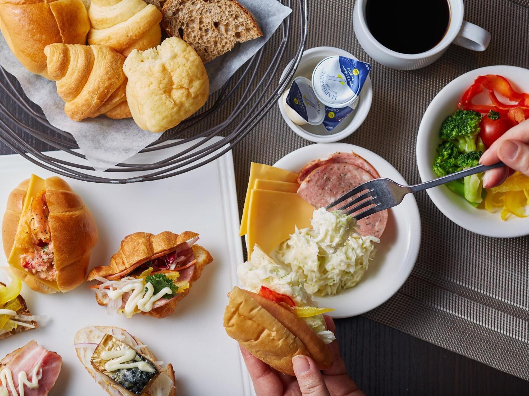 Hotel Mitsui Garden Shiodome Italia-gai